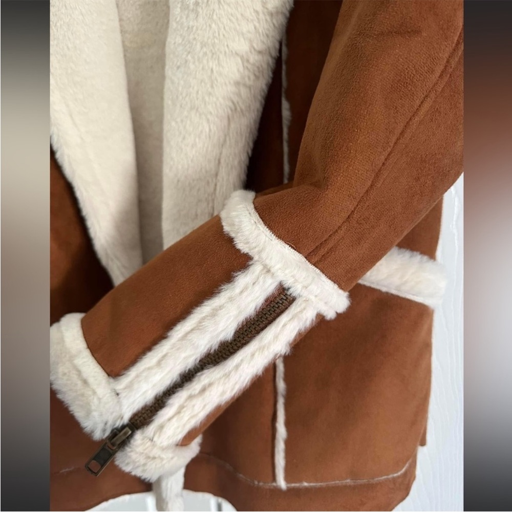 Revolve Chaser Jacket Brown Suede With Fur - Picture 2 of 4